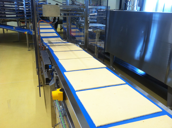 Straight modular conveyors